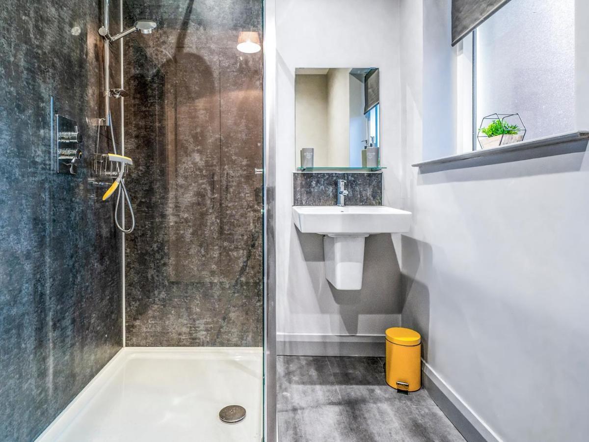 Pass The Keys Lovely 1Br Apt In No 1 Location With Top Amenities Belfast Exterior foto